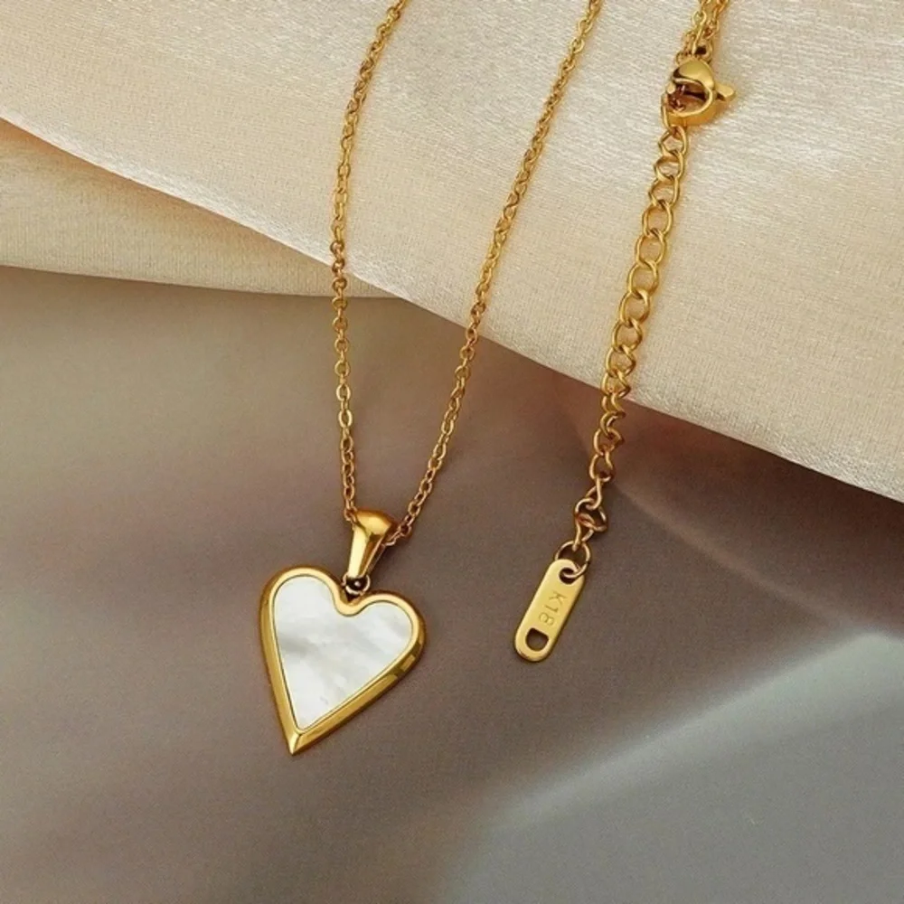 Stainless Steel Mother of Pearl Heart Pendant Necklace